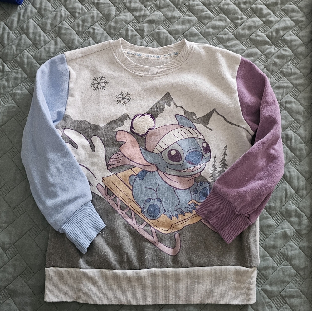 Stitch Sledding Graphic Sweatshirt Size XS